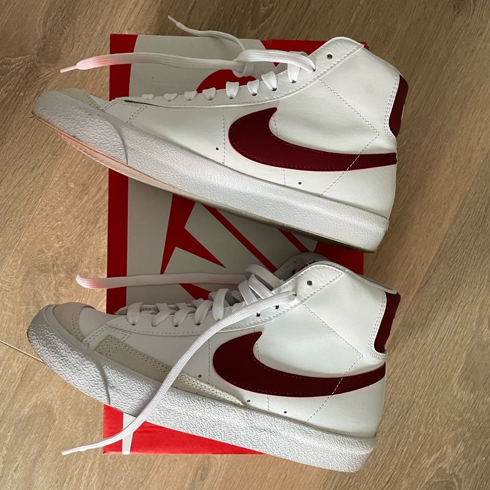 Nike Blazer Mid '77